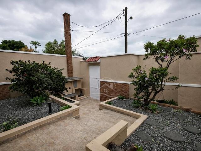 Casa / Sobrado para Locação em Peruíbe/SP Guaraú 4 Quartos