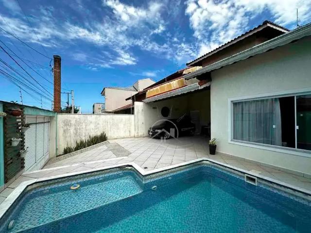 Casa / Sobrado para Locação em Peruíbe/SP Jardim Casablanca 3 Quartos