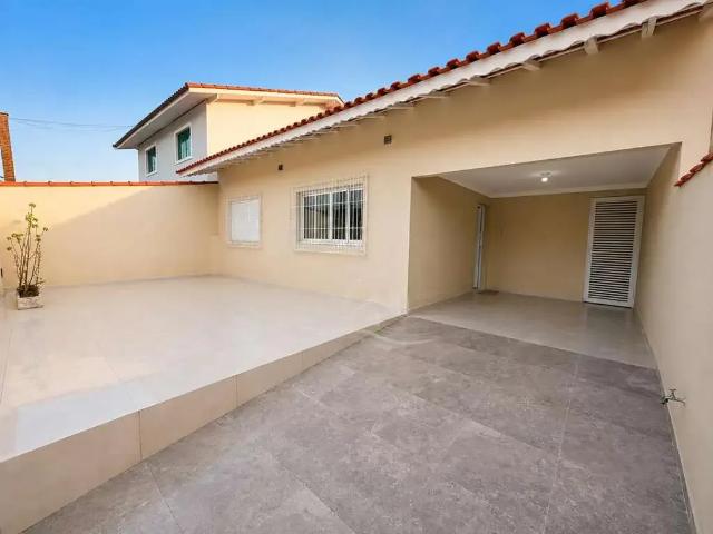 Casa / Sobrado para Locação em Peruíbe/SP Jardim Peruíbe 2 Quartos