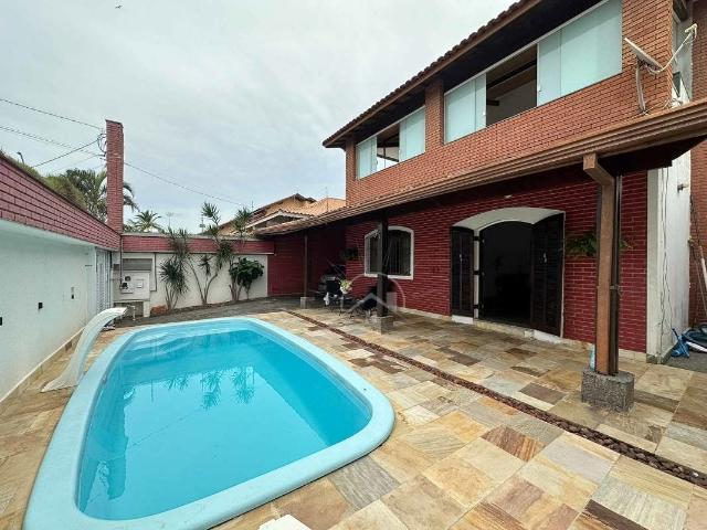 Casa / Sobrado para Locação em Peruíbe/SP Jardim Ribamar 3 Quartos