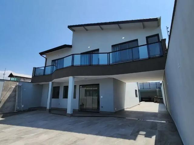 Casa / Sobrado para Locação em Peruíbe/SP Jardim Ribamar 5 Quartos