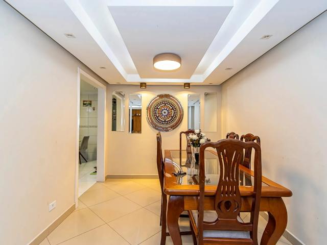 Casa / Sobrado para Locação em Pinhais/PR Atuba 3 Quartos