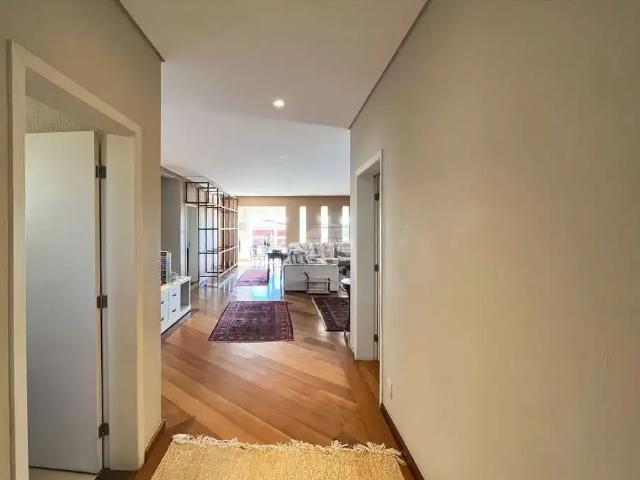 Casa / Sobrado para Locação em Pinhais/PR Alphaville Graciosa 4 Quartos