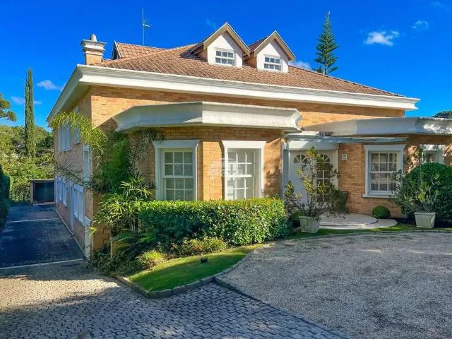 Casa / Sobrado para Locação em Pinhais/PR Alphaville Graciosa 4 Quartos