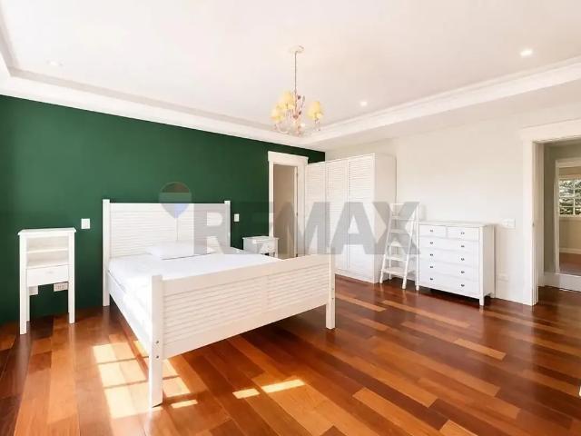 Casa / Sobrado para Locação em Pinhais/PR Alphaville Graciosa 4 Quartos