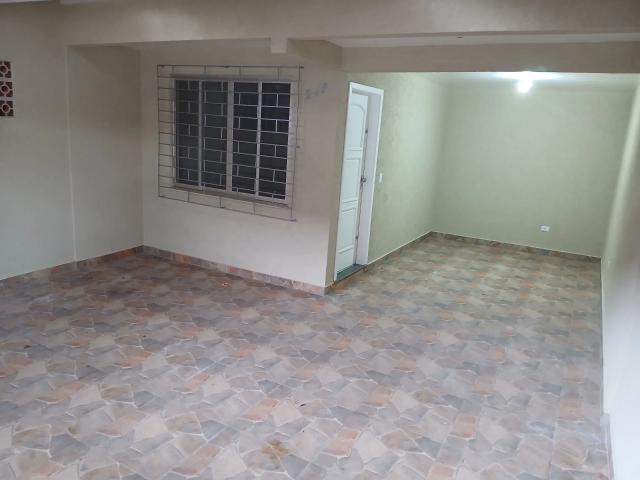 Casa / Sobrado para Locação em Pinhais/PR Jardim Pedro Demeterco 3 Quartos