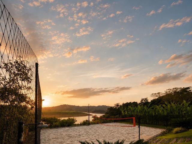 Casa / Sobrado para Locação em Piracaia/SP Cubas 6 Quartos