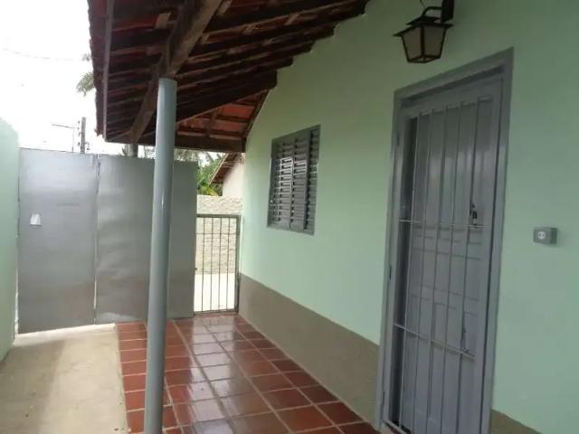 Casa / Sobrado para Locação em Piracicaba/SP Dois Córregos 2 Quartos