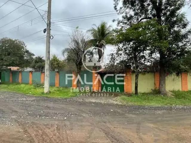 Casa / Sobrado para Locação em Piracicaba/SP Dois Córregos 9 Quartos