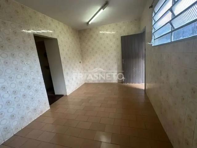 Casa / Sobrado para Locação em Piracicaba/SP Paulista 5 Quartos