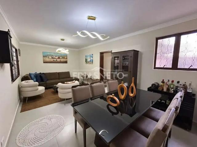 Casa / Sobrado para Locação em Piracicaba/SP Vila Monteiro 3 Quartos
