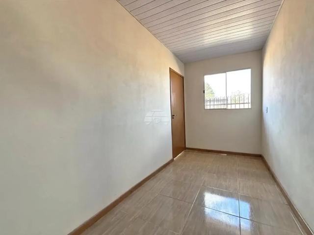 Casa / Sobrado para Locação em Piraquara/PR Guarituba 2 Quartos