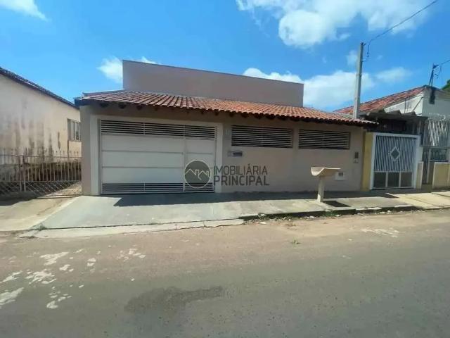 Casa / Sobrado para Locação em Piratininga/SP Centro 3 Quartos