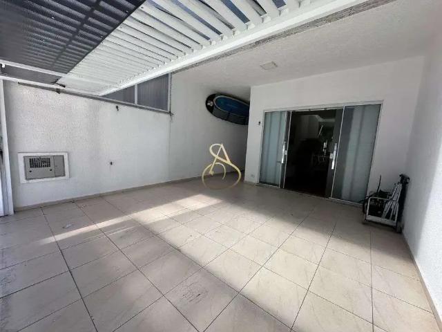 Casa / Sobrado para Locação em Praia Grande/SP Canto do Forte 3 Quartos