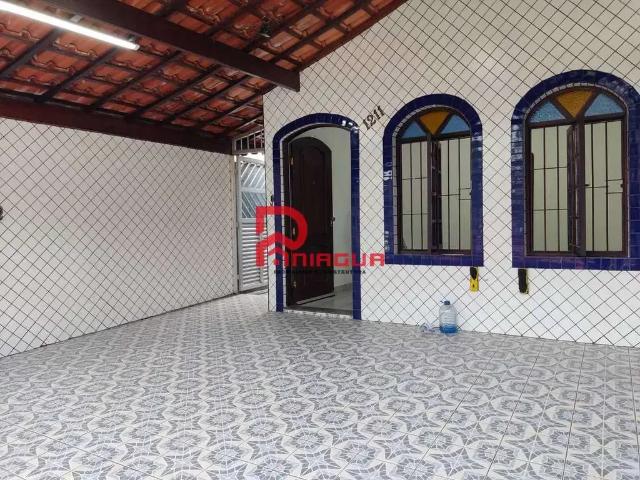 Casa / Sobrado para Locação em Praia Grande/SP Canto do Forte 2 Quartos
