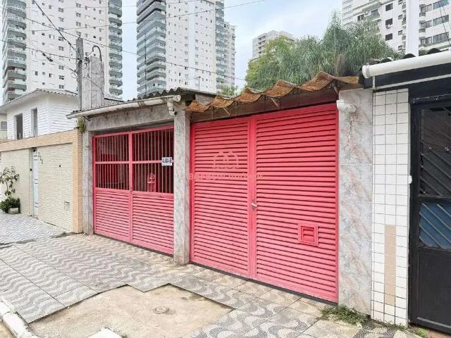 Casa / Sobrado para Locação em Praia Grande/SP Canto do Forte 2 Quartos