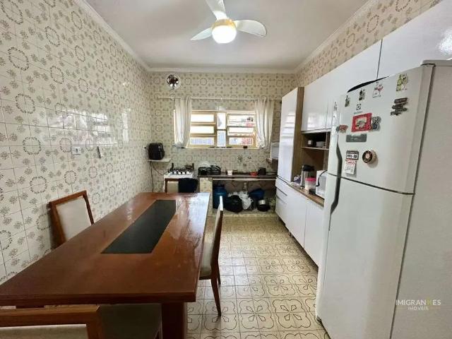 Casa / Sobrado para Locação em Praia Grande/SP Canto do Forte 2 Quartos