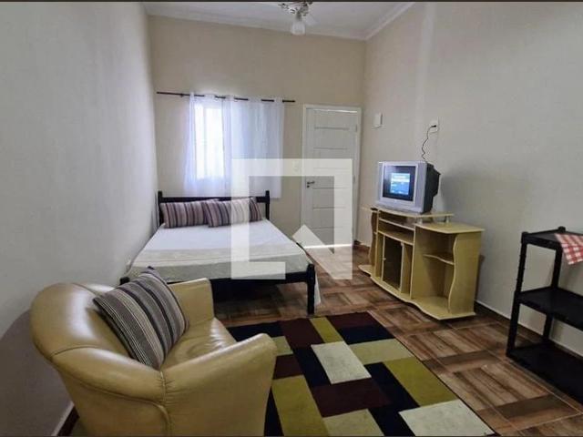 Casa / Sobrado para Locação em Praia Grande/SP Cidade Ocian 1 Quartos