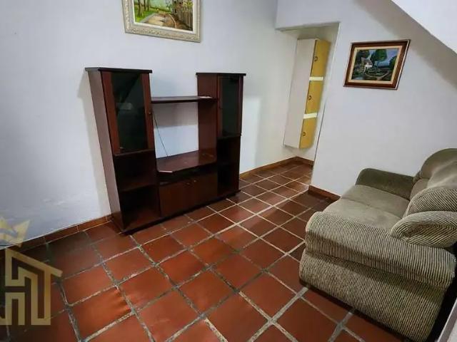 Casa / Sobrado para Locação em Praia Grande/SP Cidade Ocian 2 Quartos