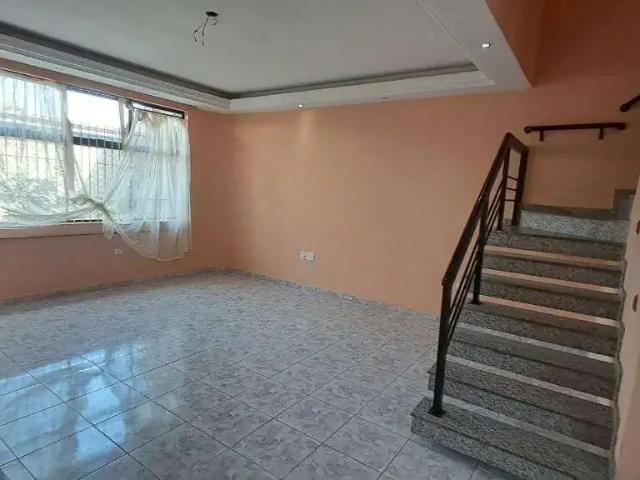 Casa / Sobrado para Locação em Praia Grande/SP Cidade Ocian 3 Quartos