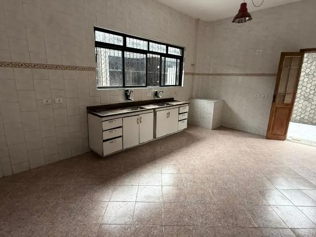 Casa / Sobrado para Locação em Praia Grande/SP Cidade Ocian 3 Quartos