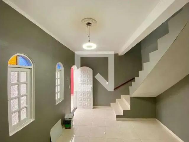 Casa / Sobrado para Locação em Praia Grande/SP Aviação 2 Quartos