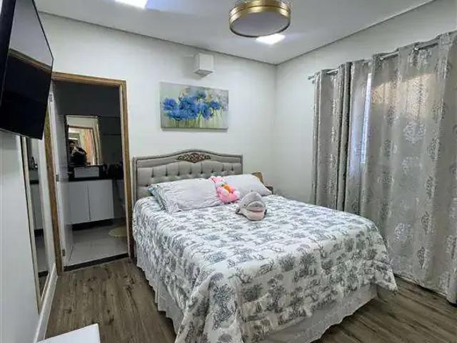 Casa / Sobrado para Locação em Praia Grande/SP Aviação 3 Quartos