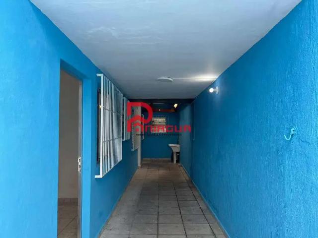 Casa / Sobrado para Locação em Praia Grande/SP Boqueirão 2 Quartos
