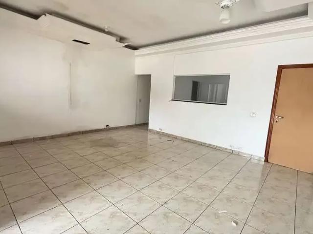 Casa / Sobrado para Locação em Praia Grande/SP Boqueirão 3 Quartos