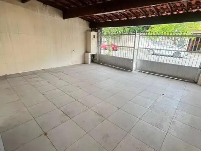 Casa / Sobrado para Locação em Praia Grande/SP Boqueirão 3 Quartos