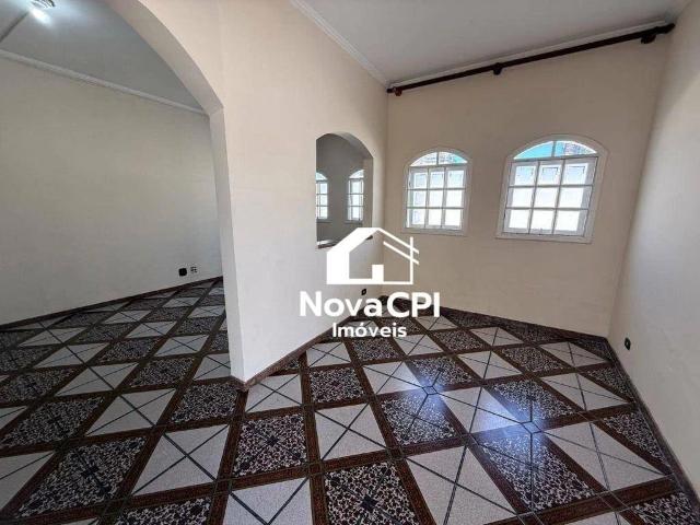 Casa / Sobrado para Locação em Praia Grande/SP Boqueirão 4 Quartos