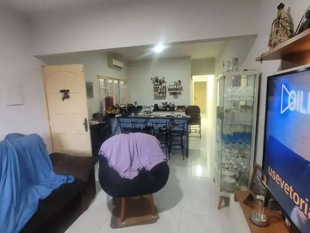 Casa / Sobrado para Locação em Praia Grande/SP Balneário Maracanã 3 Quartos