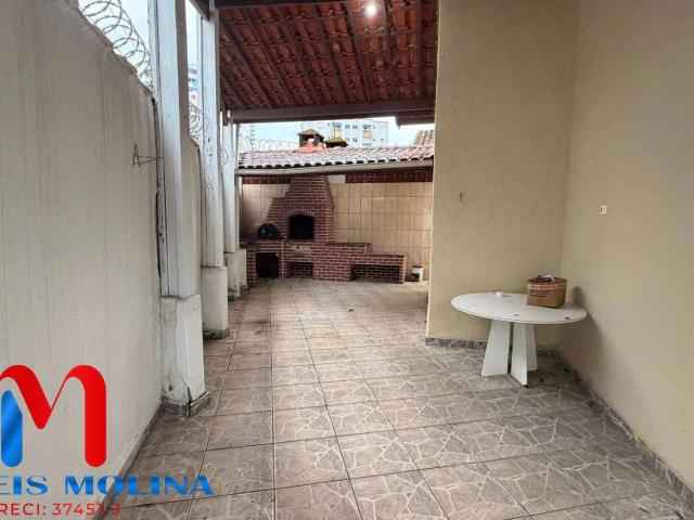 Casa / Sobrado para Locação em Praia Grande/SP Guilhermina 2 Quartos