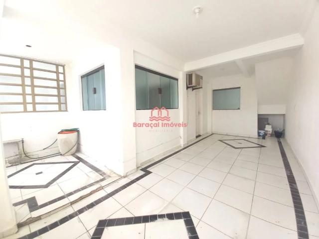 Casa / Sobrado para Locação em Praia Grande/SP Guilhermina 2 Quartos