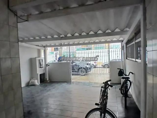 Casa / Sobrado para Locação em Praia Grande/SP Guilhermina 2 Quartos