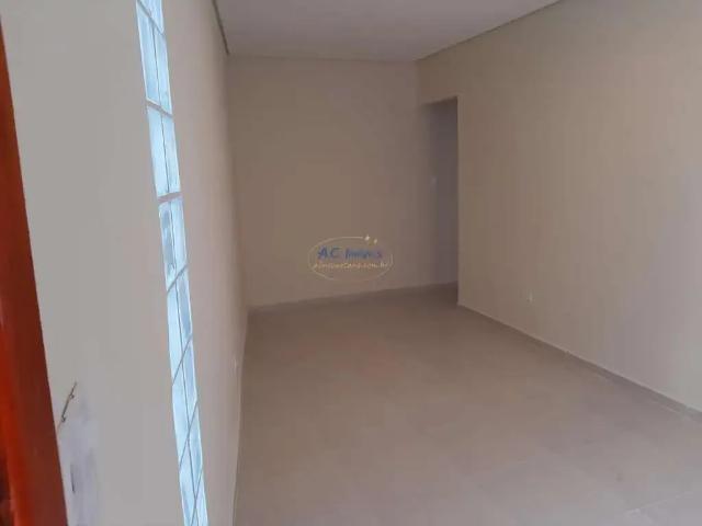 Casa / Sobrado para Locação em Praia Grande/SP Guilhermina 2 Quartos