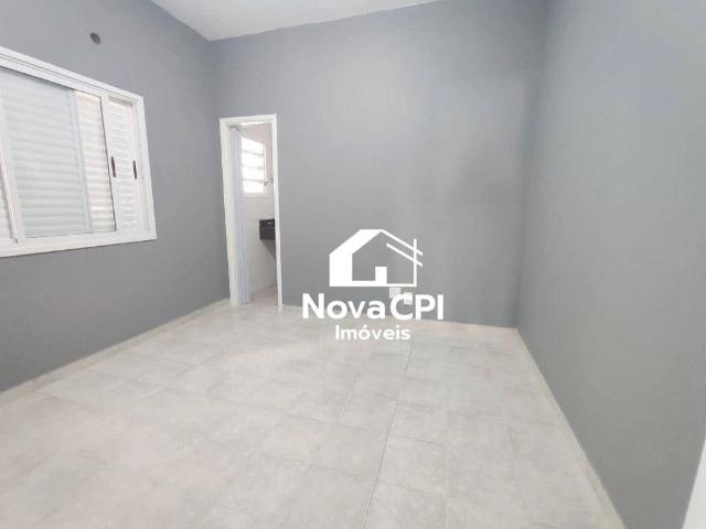 Casa / Sobrado para Locação em Praia Grande/SP Ocian 2 Quartos