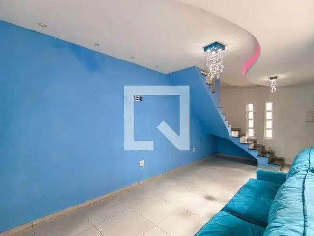 Casa / Sobrado para Locação em Praia Grande/SP Nova Mirim 4 Quartos