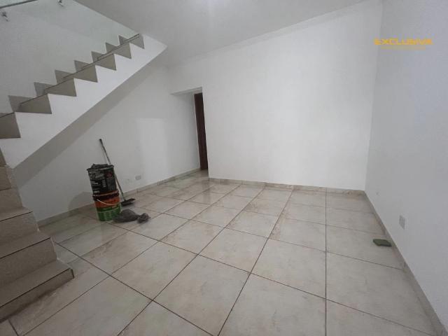 Casa / Sobrado para Locação em Praia Grande/SP Nova Mirim 2 Quartos