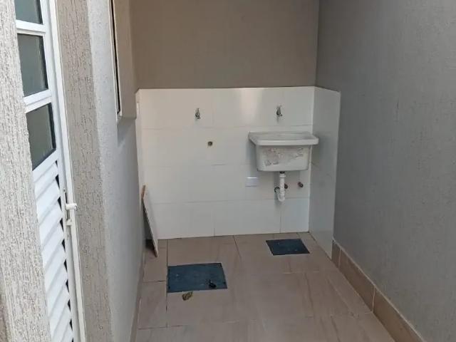 Casa / Sobrado para Locação em Praia Grande/SP Sítio do Campo 2 Quartos
