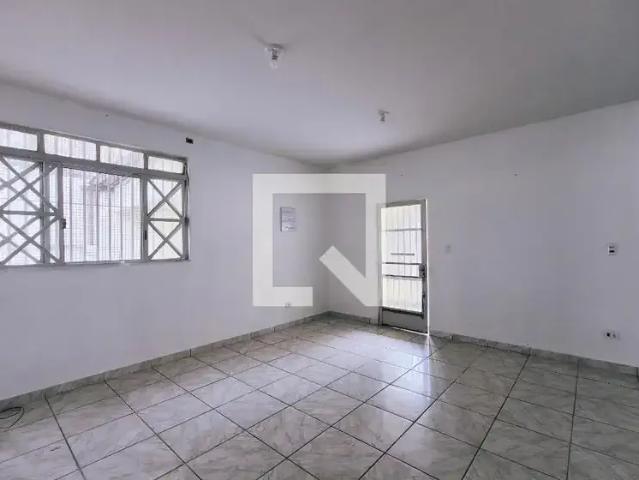 Casa / Sobrado para Locação em Praia Grande/SP Tupi 2 Quartos