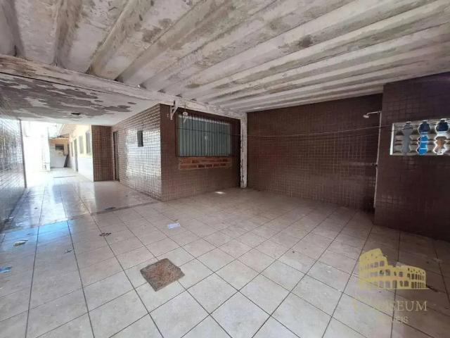 Casa / Sobrado para Locação em Praia Grande/SP Tupi 2 Quartos