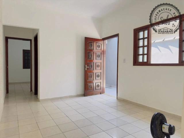Casa / Sobrado para Locação em Praia Grande/SP Tupi 2 Quartos