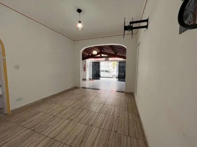 Casa / Sobrado para Locação em Praia Grande/SP Tupi 2 Quartos