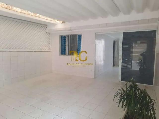 Casa / Sobrado para Locação em Praia Grande/SP Tupi 2 Quartos