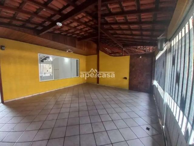 Casa / Sobrado para Locação em Praia Grande/SP Tupi 2 Quartos