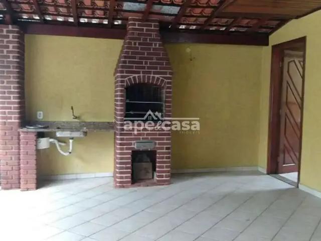 Casa / Sobrado para Locação em Praia Grande/SP Tupi 2 Quartos