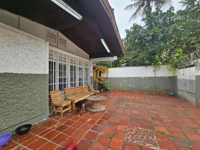 Casa / Sobrado para Locação em Praia Grande/SP Tupi