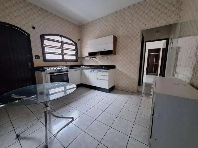 Casa / Sobrado para Locação em Praia Grande/SP Vila Assunção 2 Quartos