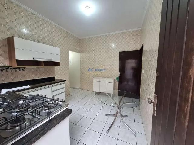 Casa / Sobrado para Locação em Praia Grande/SP Vila Assunção 2 Quartos